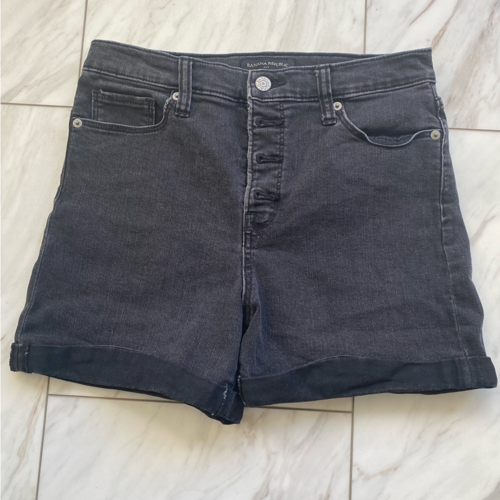 Black jean shorts by Banana Republic.